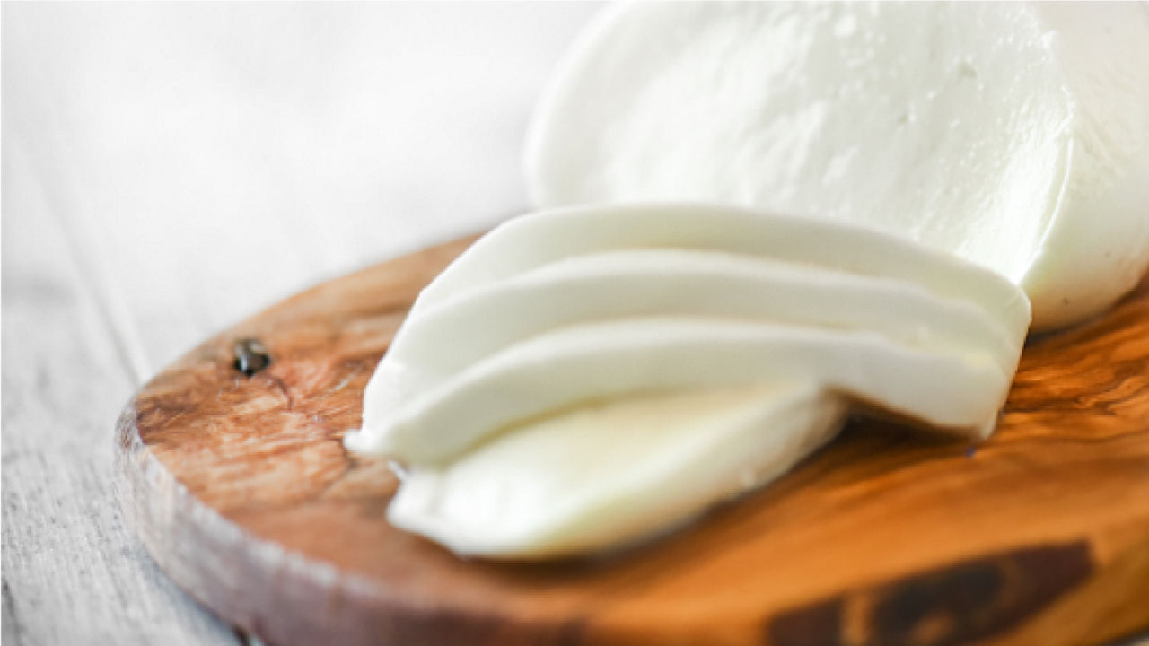 Image of fresh mozzarella